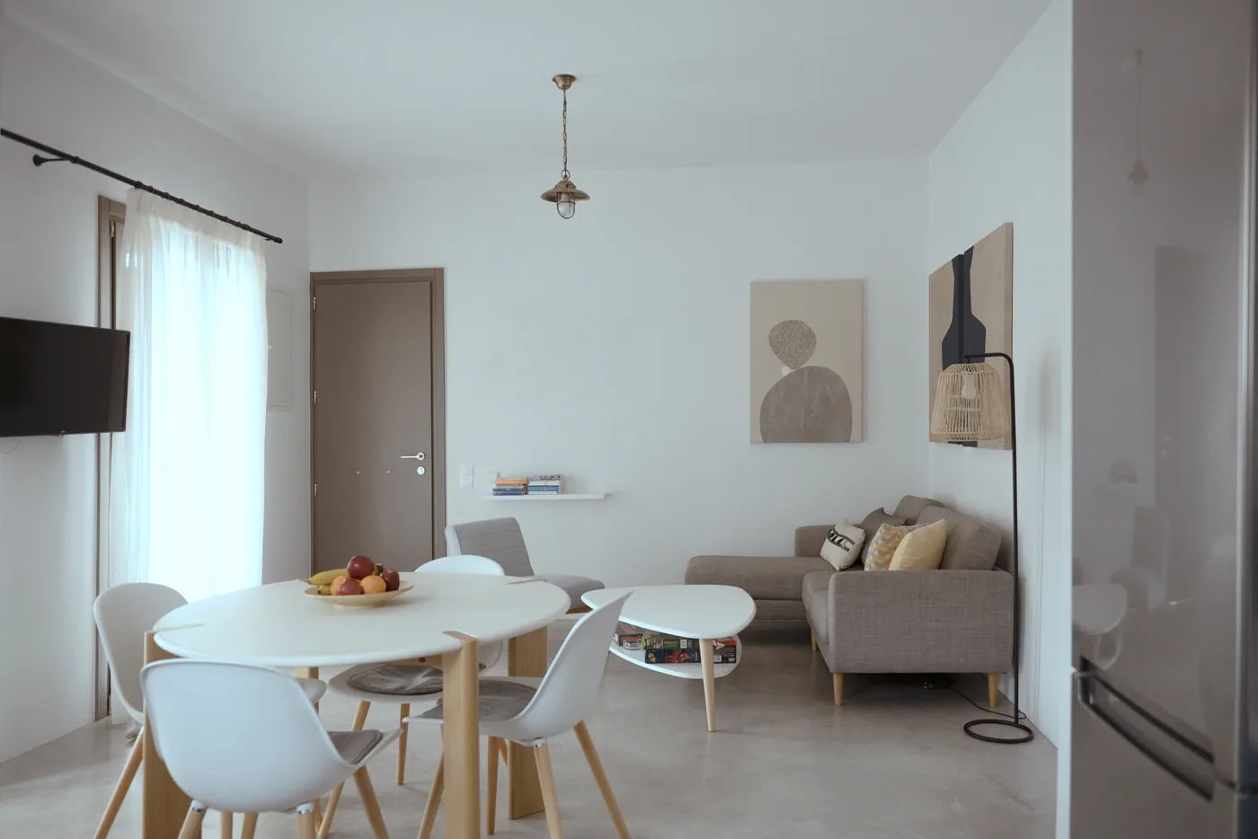 Ammos gallery image A