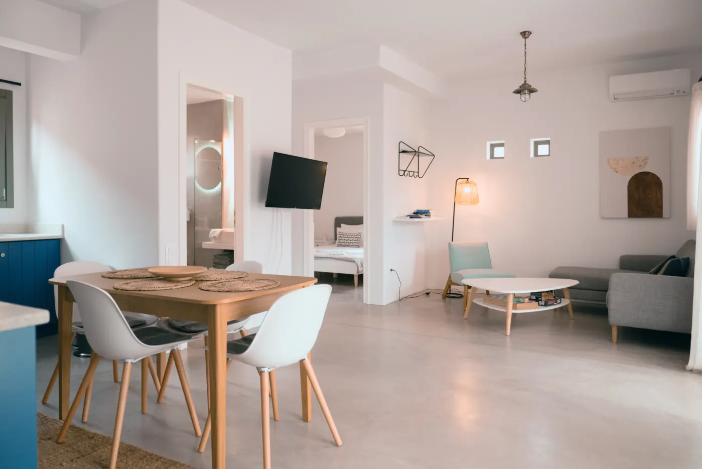 Apigania gallery image A